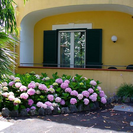 Hotel La Marticana Иския Екстериор снимка