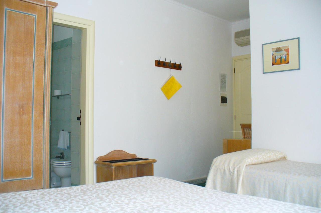 Hotel La Marticana Иския Екстериор снимка