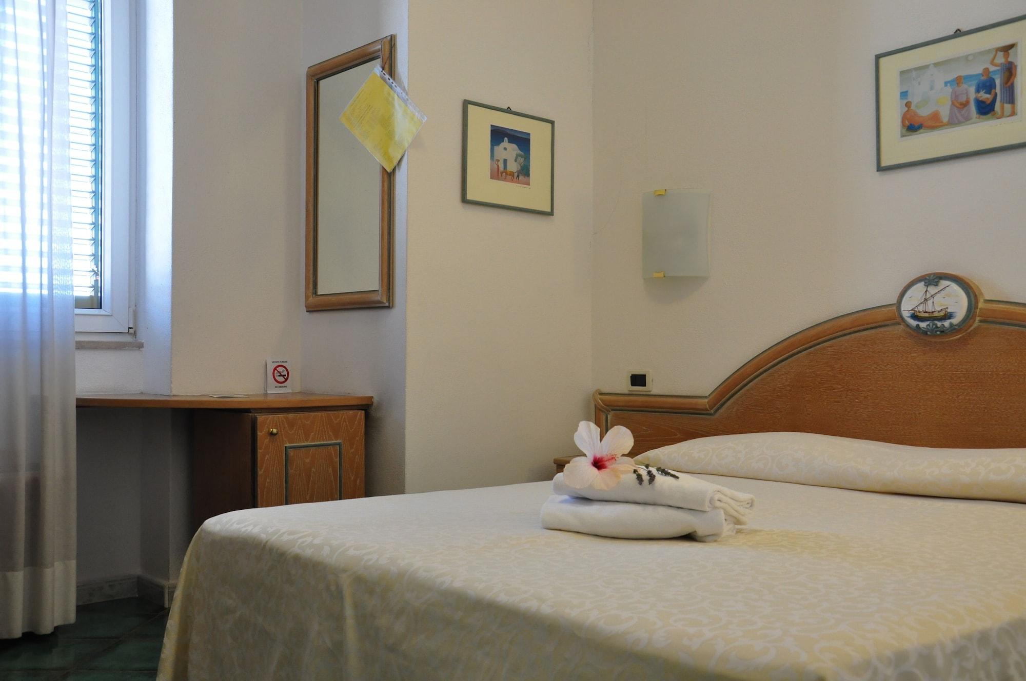 Hotel La Marticana Иския Екстериор снимка