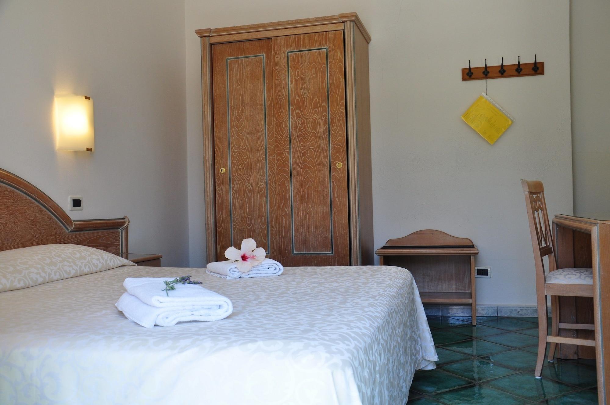 Hotel La Marticana Иския Екстериор снимка
