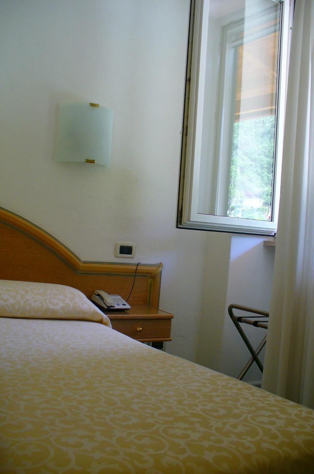 Hotel La Marticana Иския Екстериор снимка