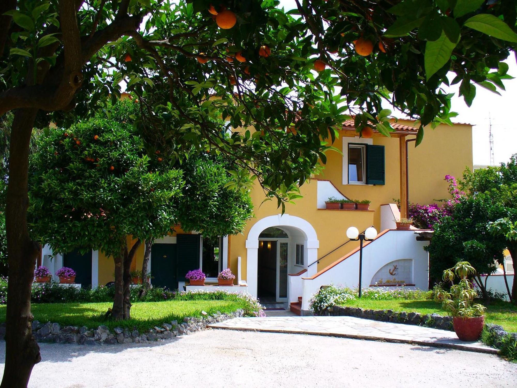 Hotel La Marticana Иския Екстериор снимка