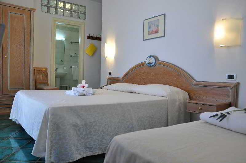 Hotel La Marticana Иския Екстериор снимка