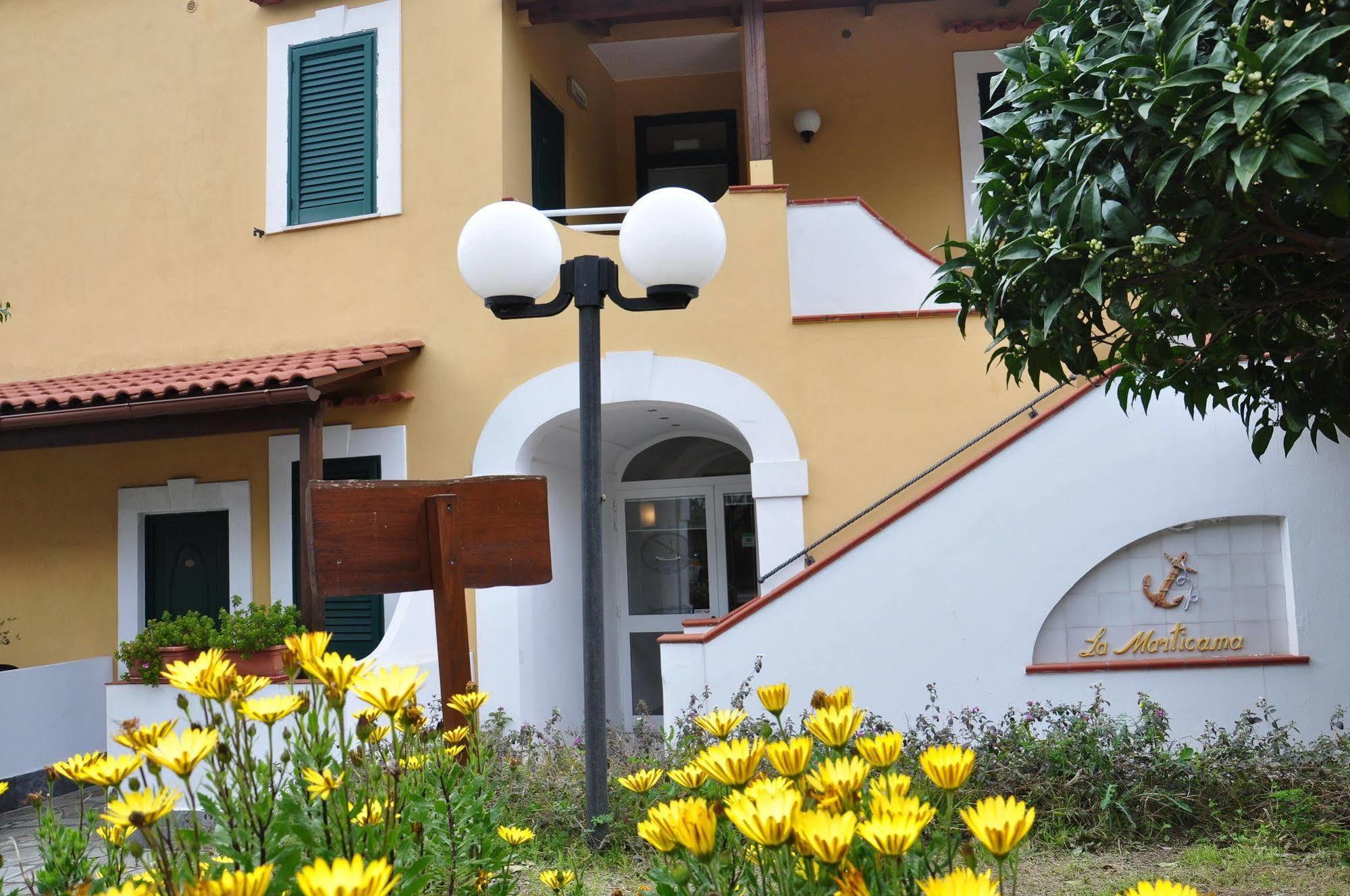 Hotel La Marticana Иския Екстериор снимка